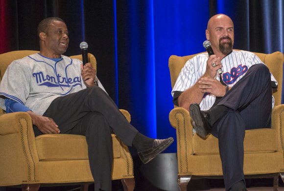 Larry Walker (right) shares stories with Warren Cromartie and fans at MBP's 2014 gala in honour of the 1994 Montreal Expos.